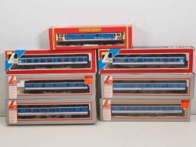 A group of OO gauge rolling stock comprising a HORNBY Class 86 electric locomotive and various Mk1
