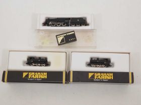 A GRAHAM FARISH N gauge Black 5 steam locomotive together with 2 x GRAHAM FARISH Pannier tanks all