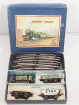 A HORNBY O gauge LNER tank clockwork goods train set, appears complete - G in F box