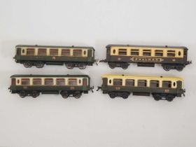 A group of HORNBY O gauge No 2 Pullman and dining cars in brown/cream and green/cream liveries - F/G