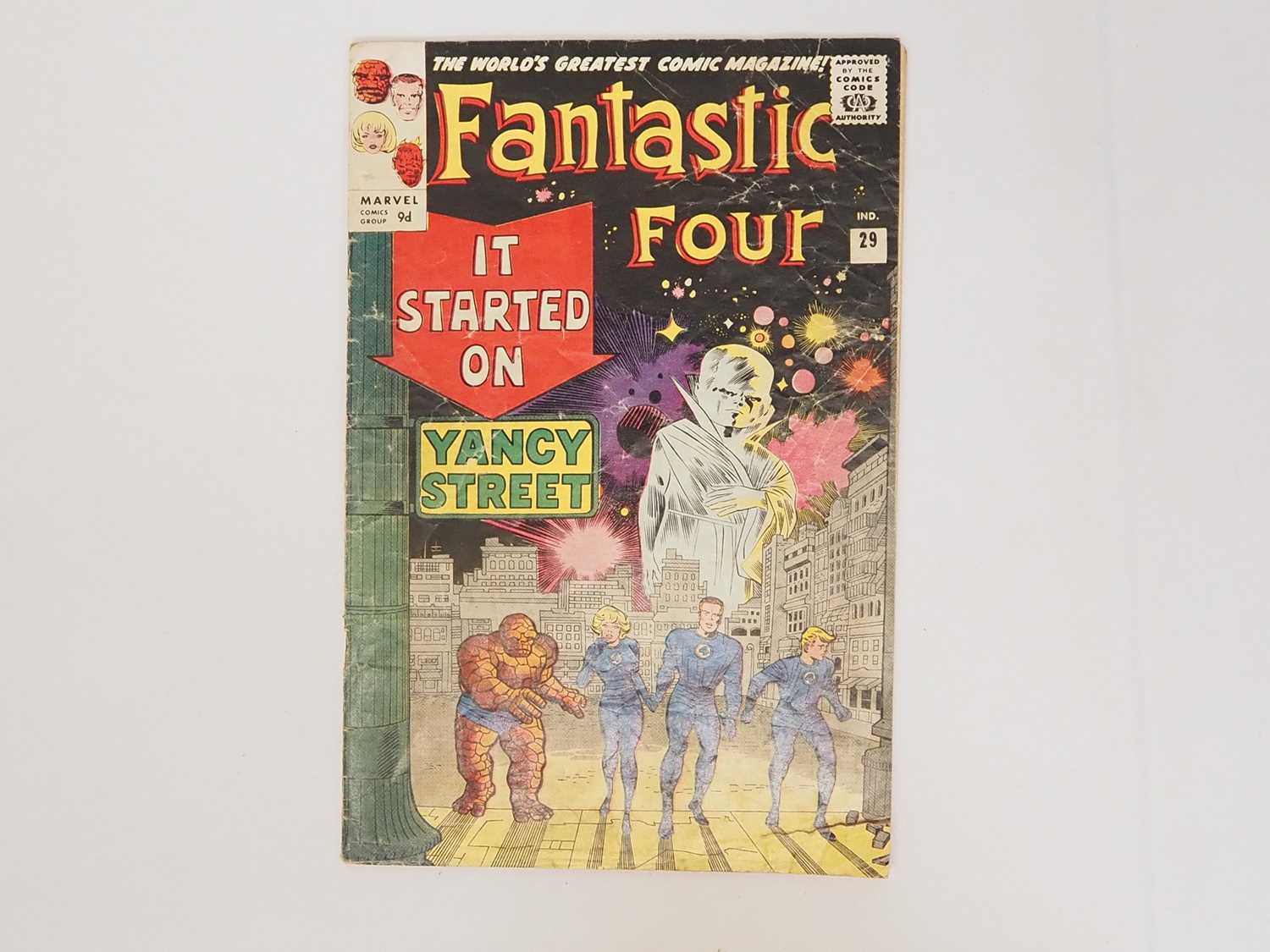 FANTASTIC FOUR #29 & 30 (2 in Lot) - (1964 - MARVEL - UK Price Variant) - Includes the first cover - Image 2 of 5