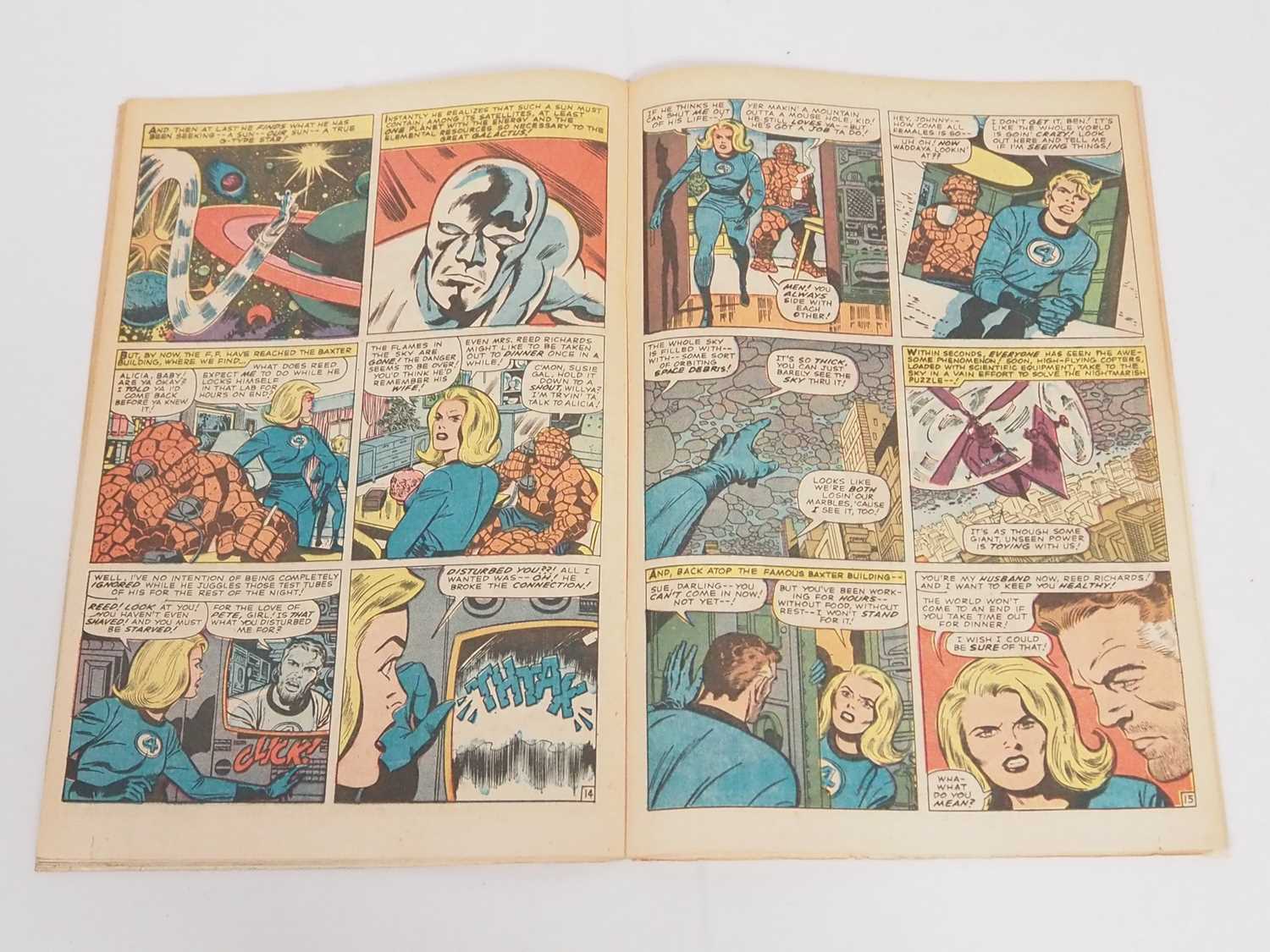 FANTASTIC FOUR #48 (1966 - MARVEL - UK Price Variant) - KEY ISSUE + First appearance of the Silver - Image 13 of 23