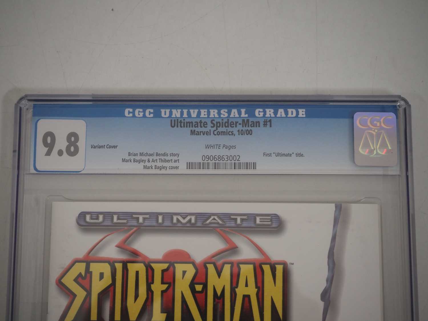 ULTIMATE SPIDER-MAN #1 VARIANT COVER (2000 - MARVEL) - GRADED 9.8(NM/MINT) by CGC - Includes the - Image 3 of 4