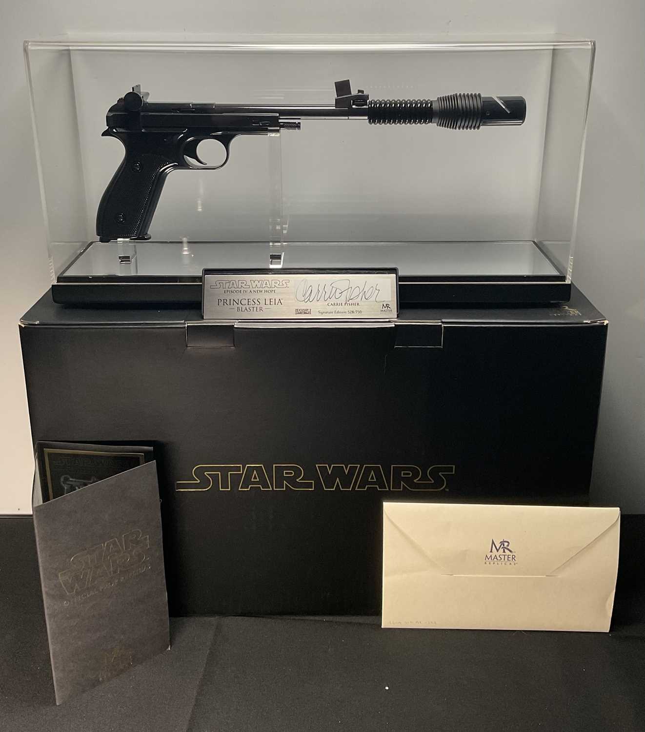 STAR WARS - A Master Replicas Star Wars A New Hope Princess Leia Signature Series Blaster, in