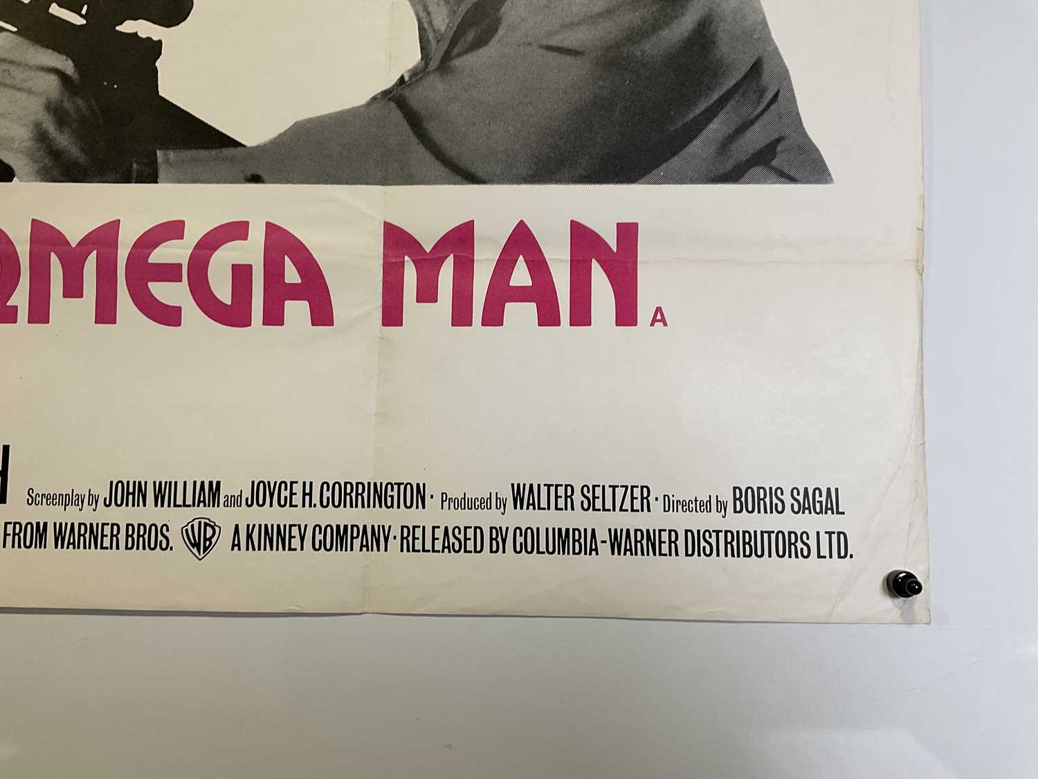 THE OMEGA MAN (1971) A US one sheet and UK Quad film poster for the Charlton Heston Horror - Image 8 of 11