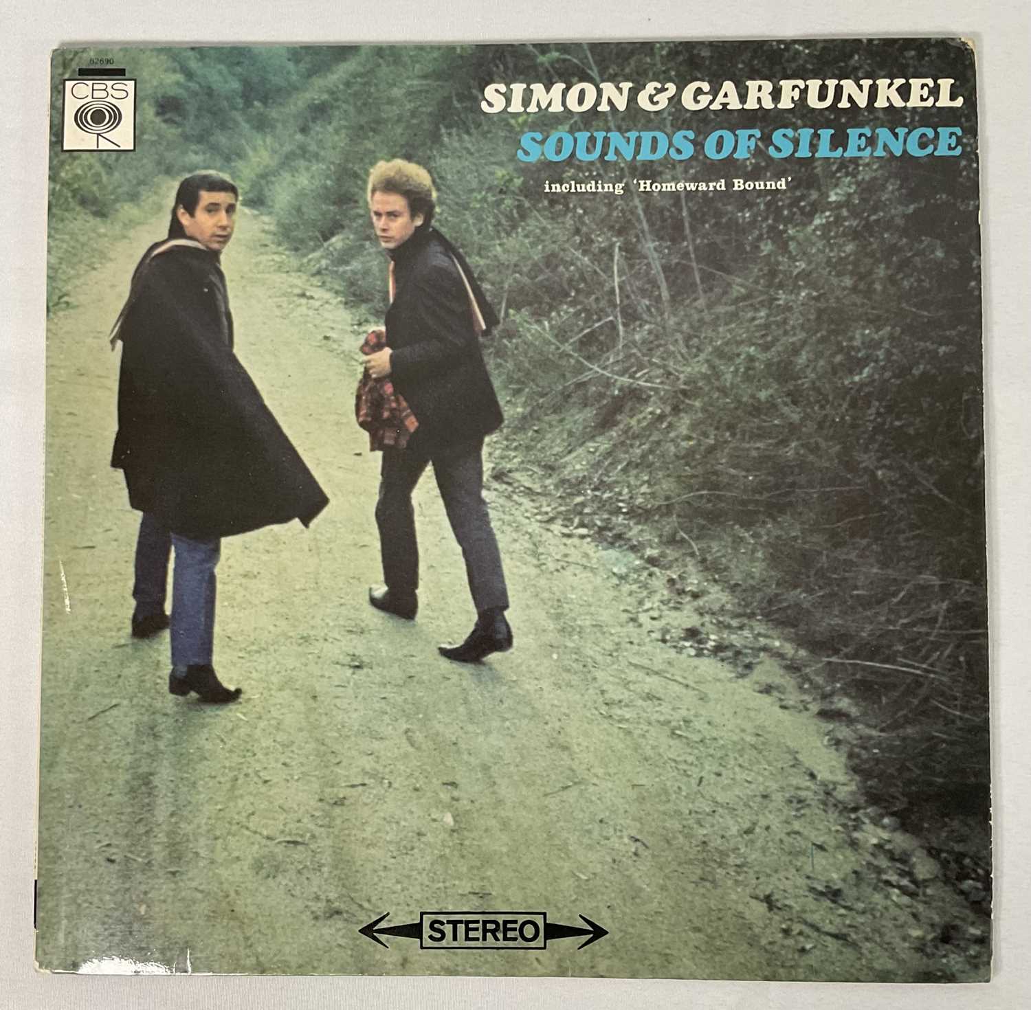 SIMON AND GARFUNKEL - SOUNDS OF SILENCE (1966) Vinyl LP signed in blue pen by Paul Simon and Art - Image 2 of 3