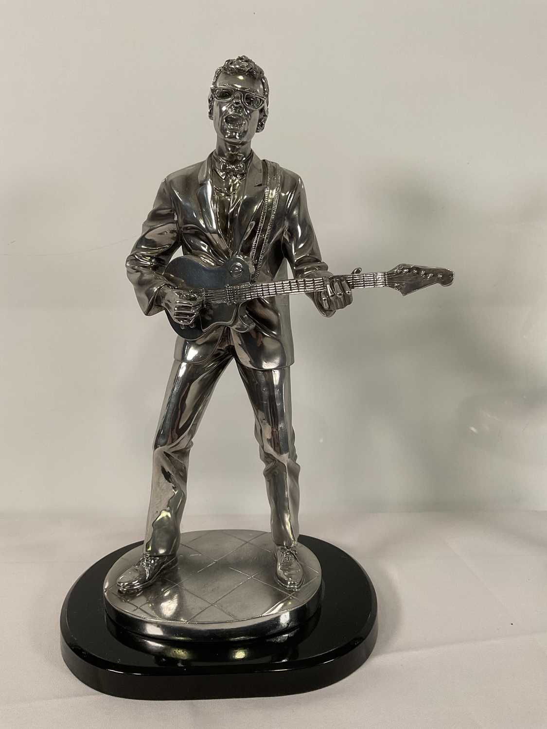 A pair of Silver Dreams by Leonardo (2005/6) statuettes of Cliff Richard and Hank Marvin in - Image 2 of 3