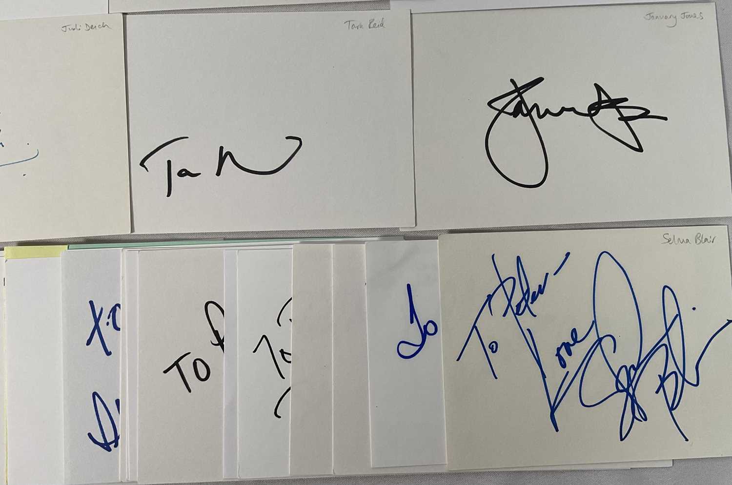 A large group of autograph cards signed by Hollywood Actresses to include ROSAMUND PIKE, MINNIE - Image 4 of 8