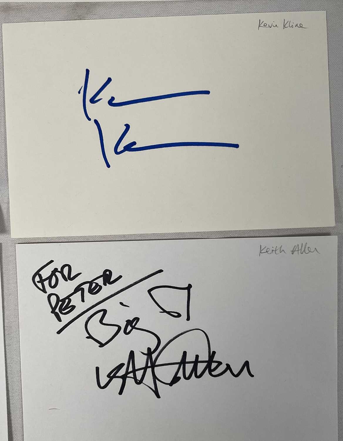 A large quantity of autograph cards signed by Hollywood actors to include RICHARD E GRANT, KEITH - Image 4 of 8