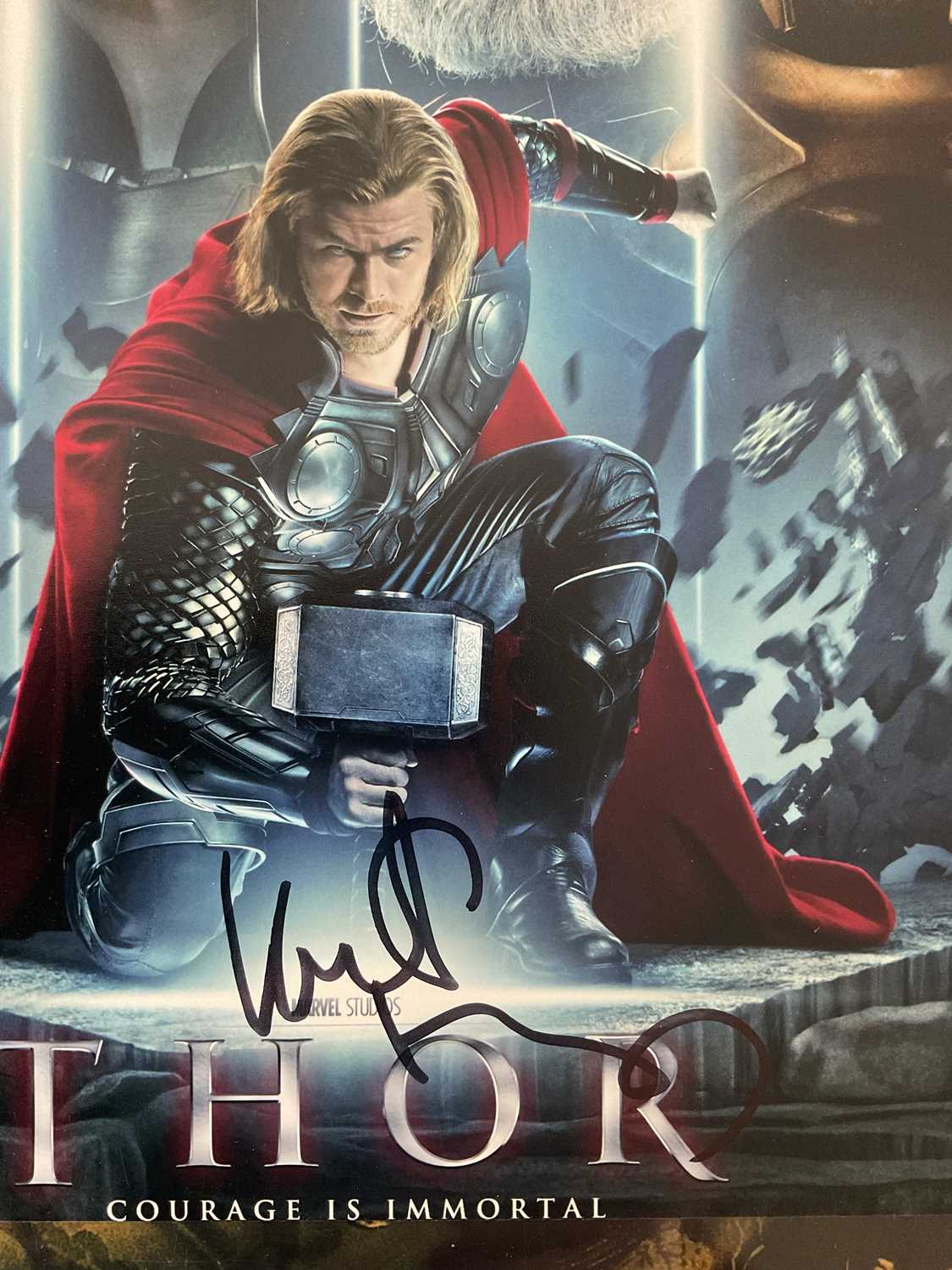 A group of MARVEL actor autographs to include a mini poster Signed by SIR BEN KINGSLEY (Iron Man 3), - Image 8 of 8