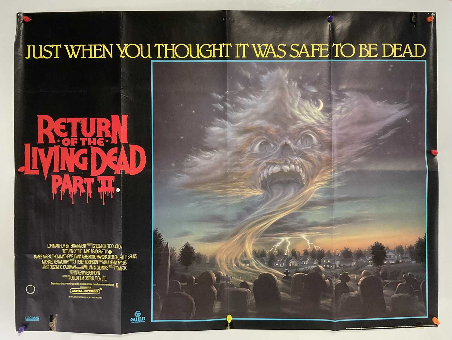 A trio of 1980s Horror UK Quad film posters to include FRIGHT NIGHT (1985) and RETURN OF THE - Image 9 of 11