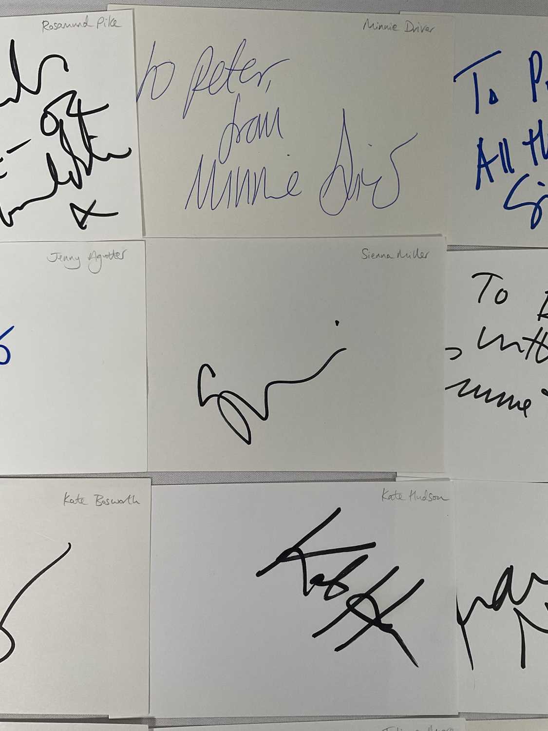 A large group of autograph cards signed by Hollywood Actresses to include ROSAMUND PIKE, MINNIE - Image 6 of 8