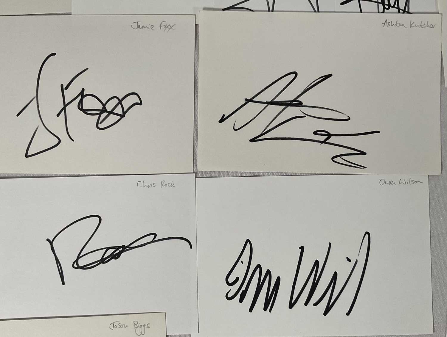 A collection of male comedy actors and comedians autographs on card to include EUGENE LEVY, CHRIS - Image 5 of 5