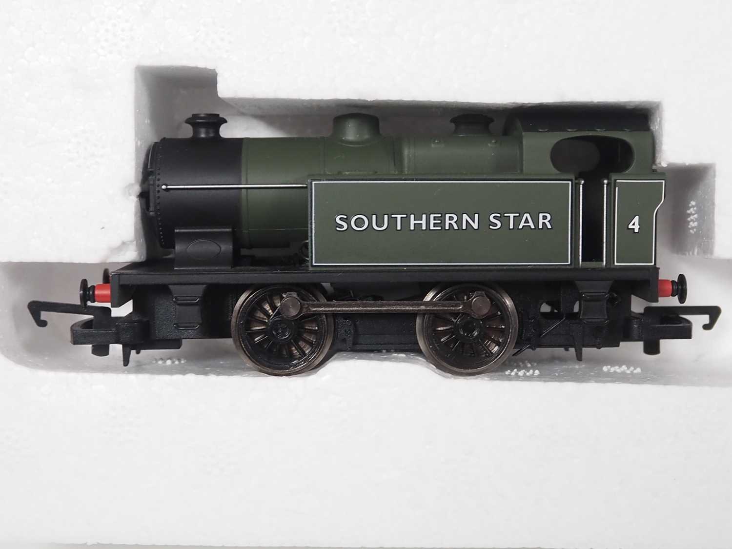 A HORNBY R1132 OO gauge 'The Southern Star' train set comprising a steam loco, wagons, coach and - Image 3 of 8