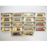 A group of WRENN boxed OO gauge wagons of various types - VG in G/VG boxes (18)