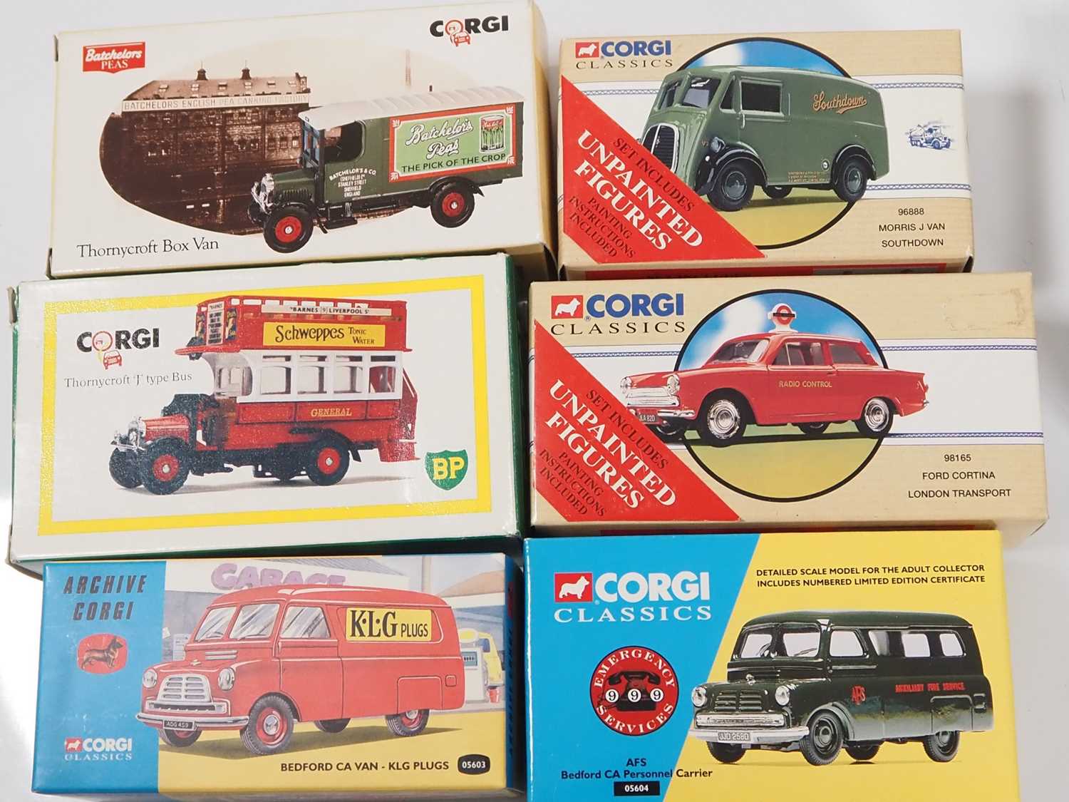 A large quantity of boxed CORGI CLASSICS diecast cars, vans etc - VG in G/VG boxes (Q) - Image 2 of 7