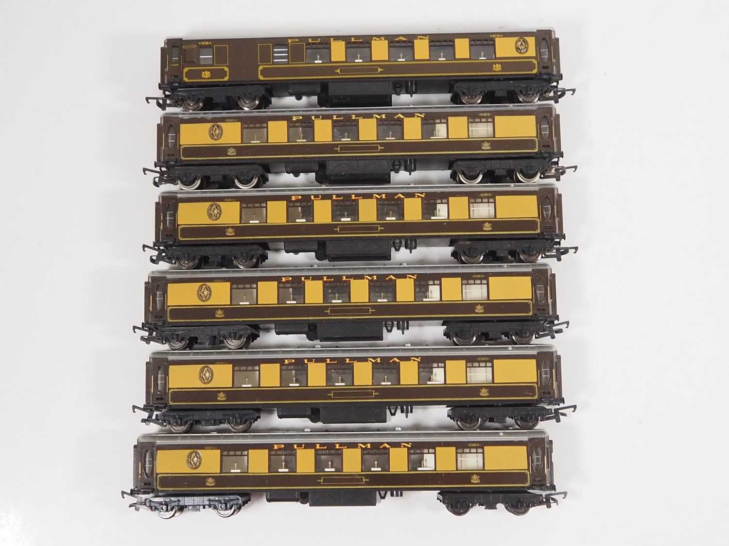 A group of unboxed OO gauge coaches by FARISH, HORNBY and others - G/VG unboxed (34) - Bild 4 aus 5