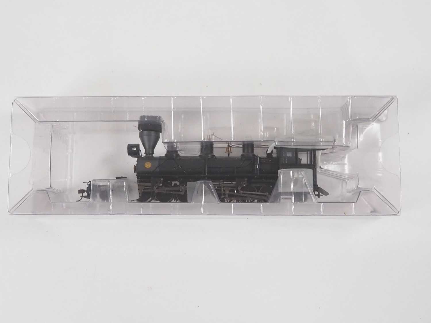 A SPECTRUM 28760 On30 scale American Outline 2-6-6-2 narrow gauge articulated steam loco in - Image 5 of 12