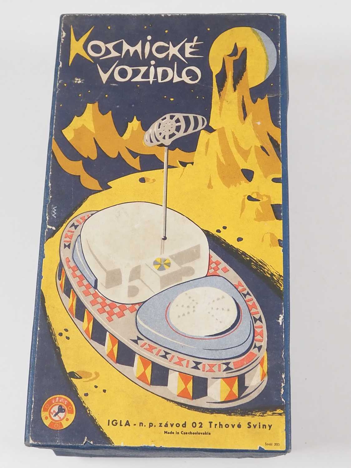 An ITES vintage Czechoslovakian tinplate battery operated cosmic exploration vehicle in original box - Image 6 of 6