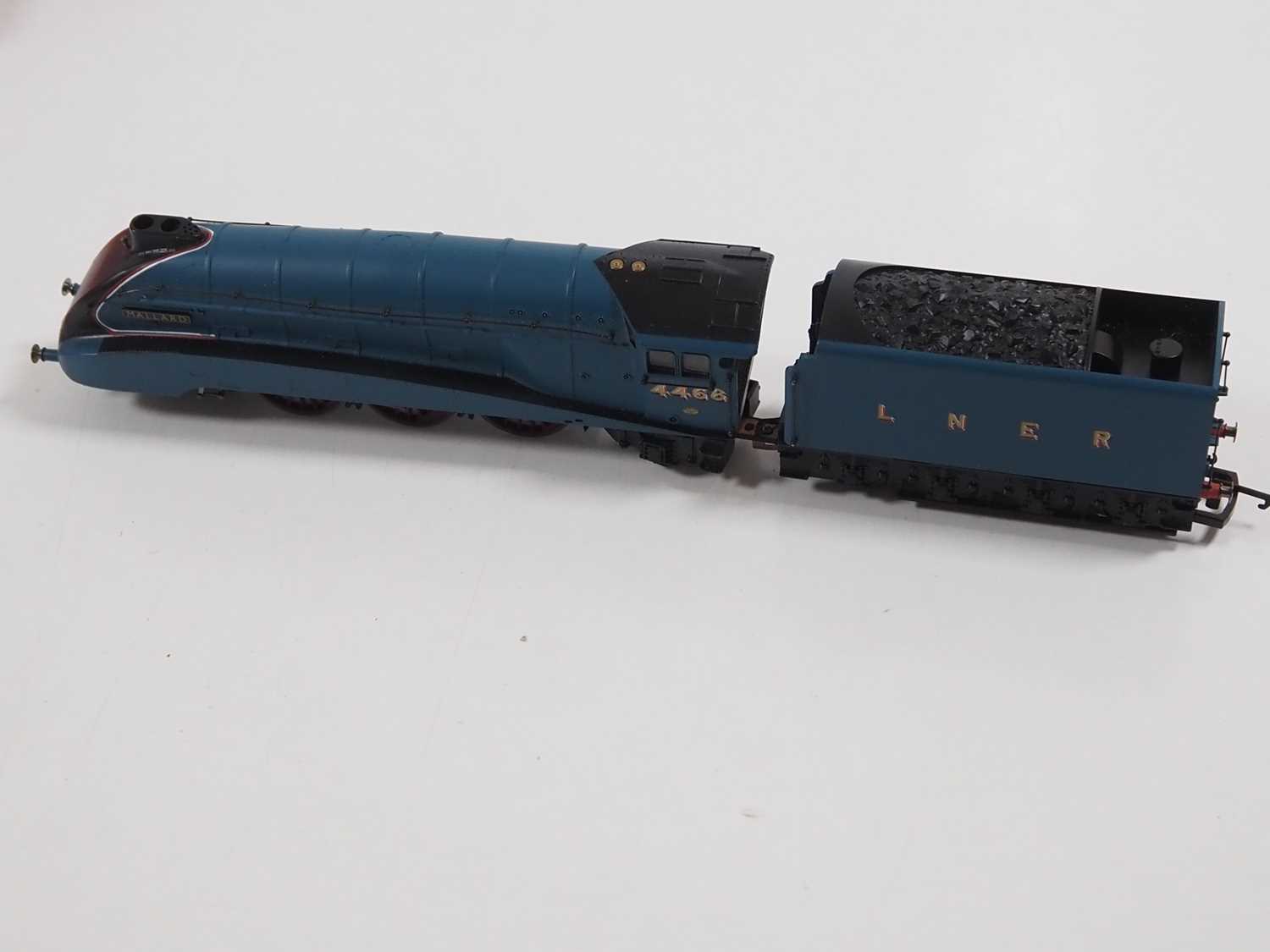 A group of unboxed HORNBY OO gauge steam locomotives comprising classes A1, A3 and A4 in LNER - Bild 3 aus 8