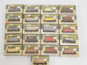 A group of WRENN boxed OO gauge wagons of various types - VG in G/VG boxes (21)