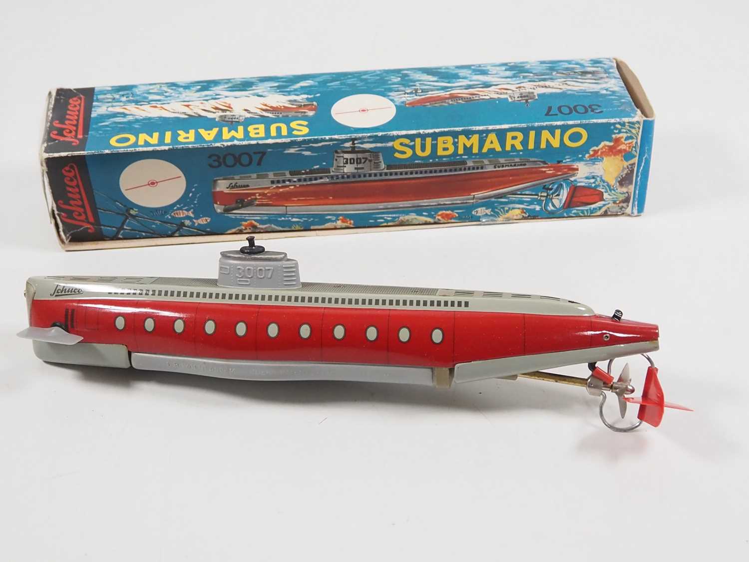 A group of SCHUCO vintage tinplate vehicles comprising a boxed submarine and three cars - F/G in F/G - Bild 5 aus 6