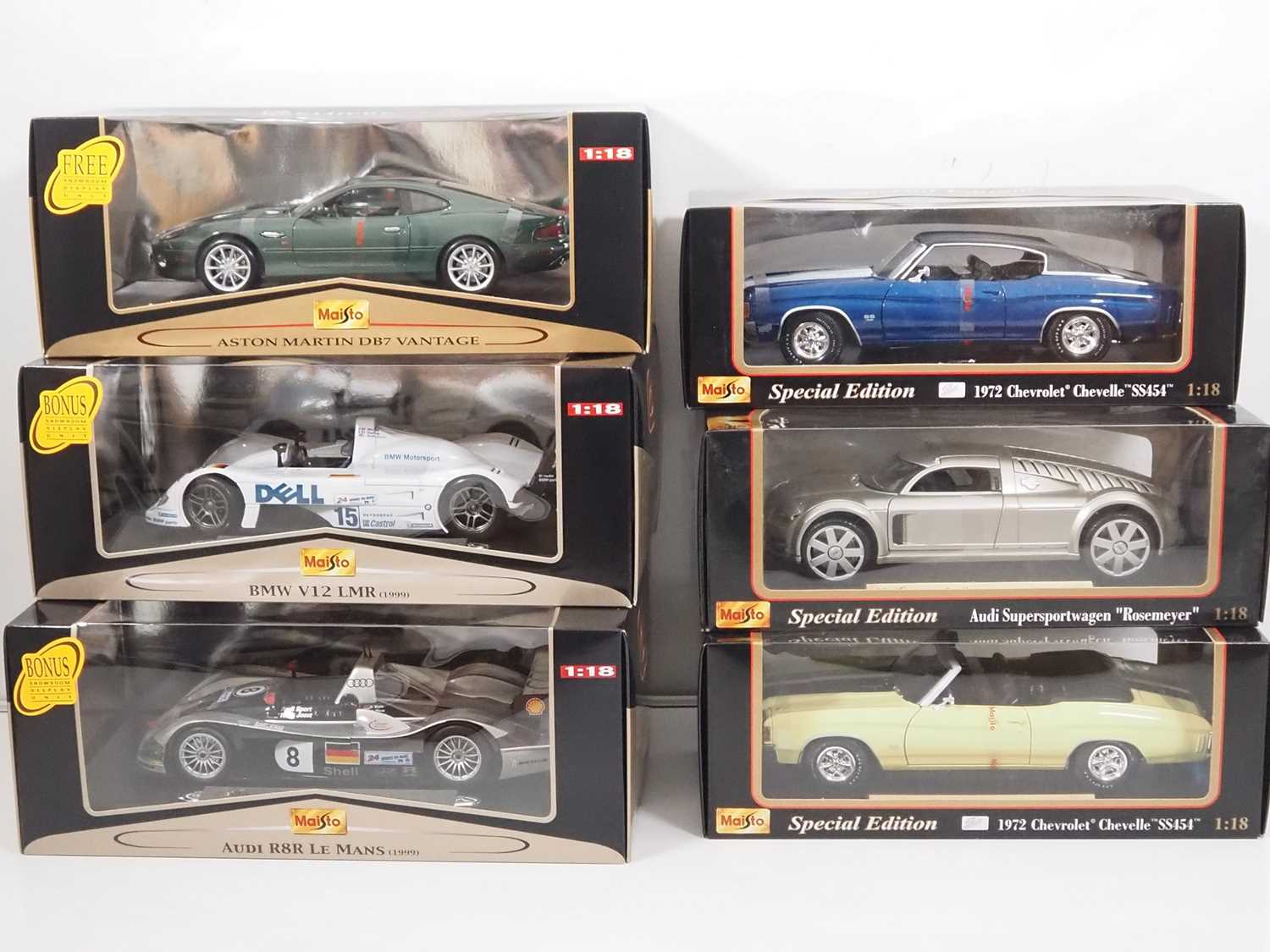 A mixed group of MAISTO 1:18 scale diecast cars - all as new - VG/E in VG boxes (6)