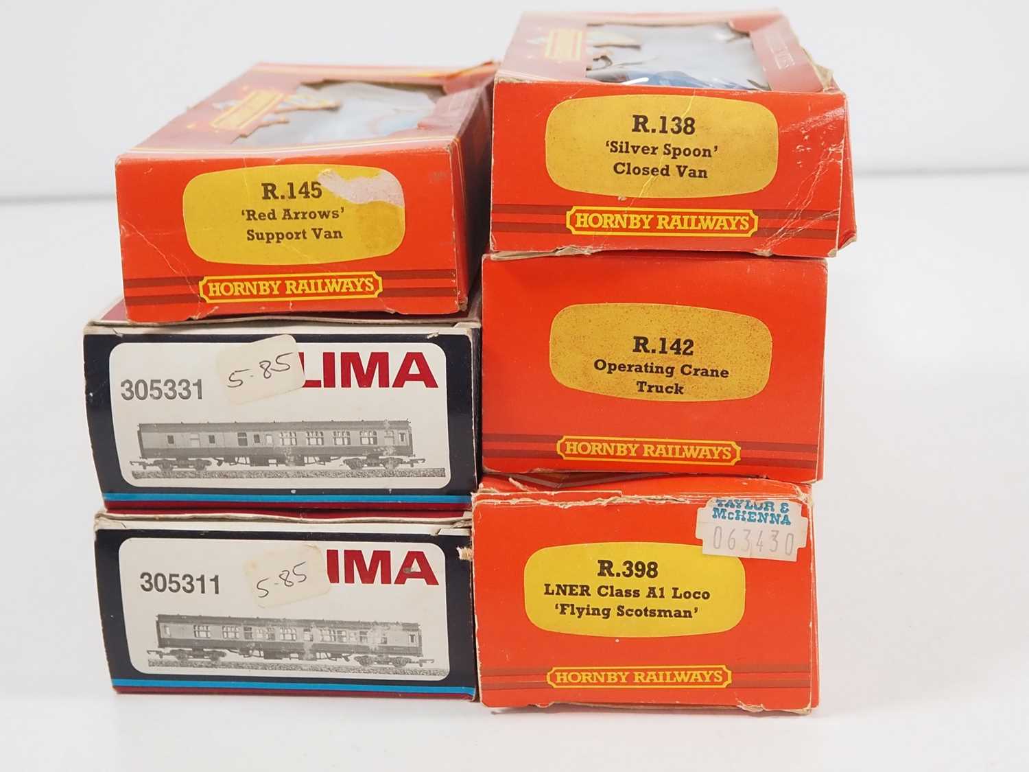 A large quantity of OO gauge rolling stock by LIMA, HORNBY and others to include a LIMA Intercity - Image 8 of 9