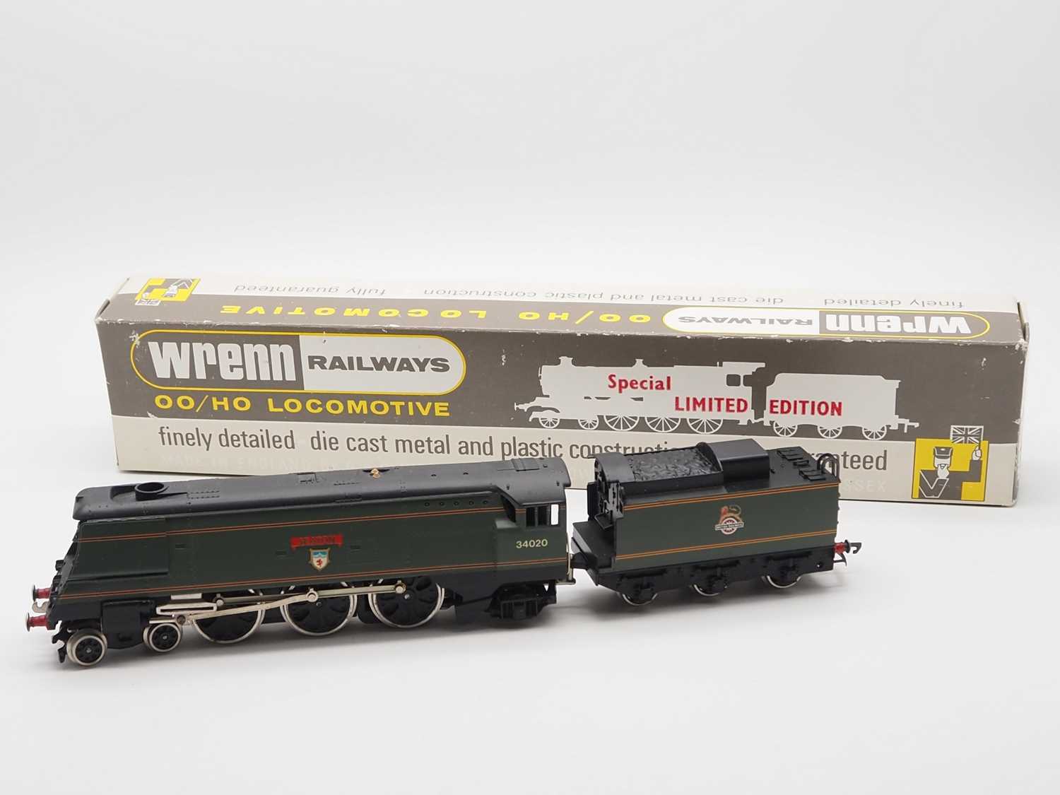 A WRENN OO Gauge W2412 streamlined West Country class locomotive in BR green 'Seaton', with plinth