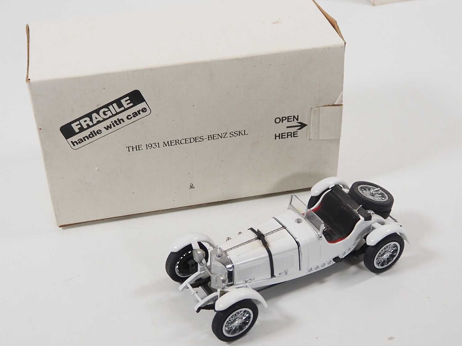 A group of 1:24 scale DANBURY MINT diecast cars to include a Pierce Silver Arrow and a Hispano-Suiza - Image 5 of 7