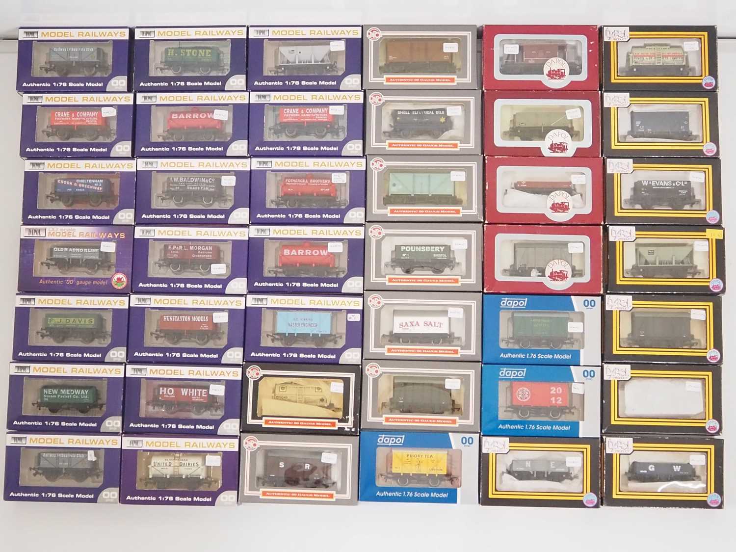 A large group of DAPOL boxed OO gauge wagons of various types - VG in G/VG boxes (42)