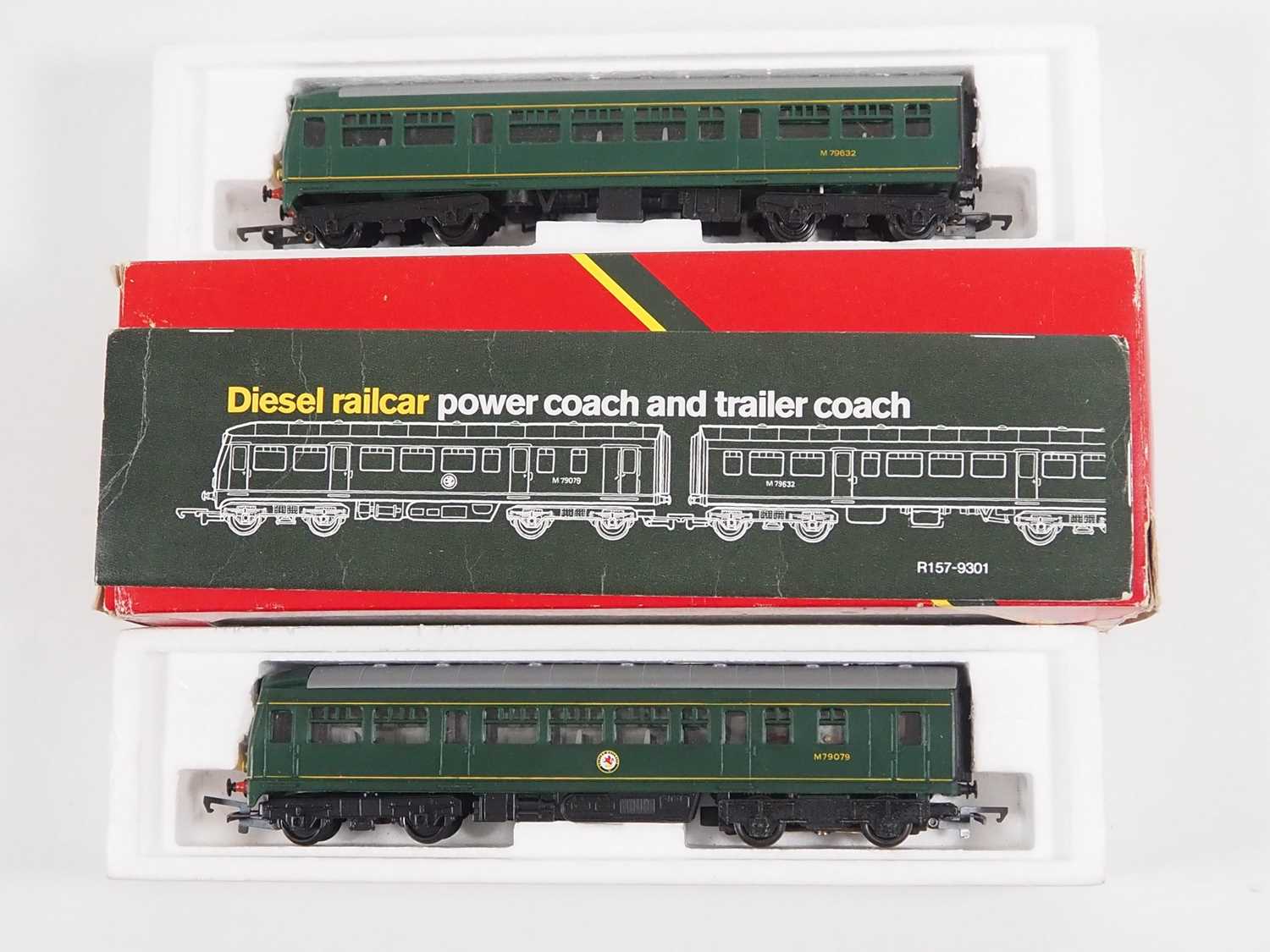 A HORNBY OO gauge 2-car diesel railcar in original box, together with a group of boxed and unboxed - Image 4 of 6