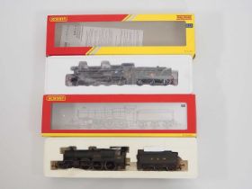 A pair of HORNBY OO gauge steam locomotives comprising 'Helmingham Hall' (still factory sealed) in