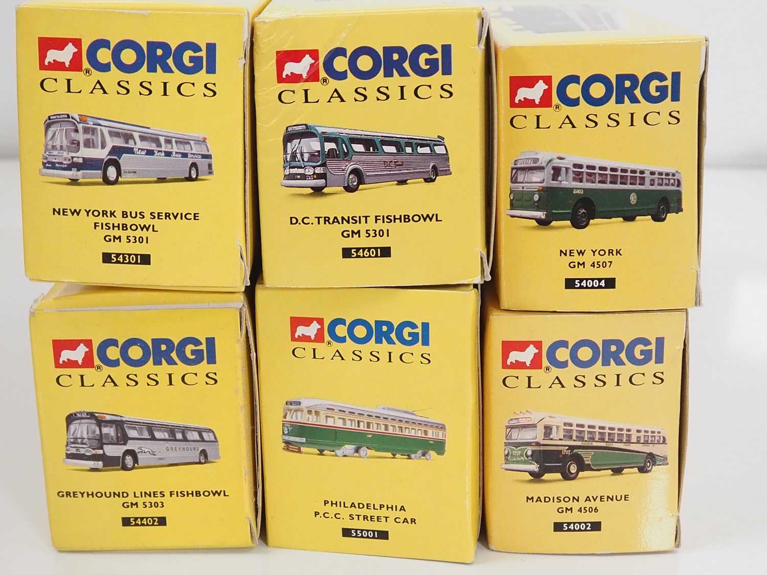 A group of CORGI CLASSICS 1:50 scale diecast American Outline buses and streetcars - VG/E in VG - Image 2 of 3