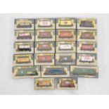 A group of WRENN boxed OO gauge wagons of various types - VG in G/VG boxes (21)