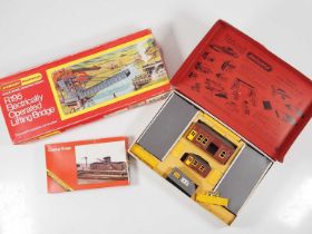 A group of HORNBY and TRI-ANG OO gauge building kits/sets comprising a R81 Station Set, a R191