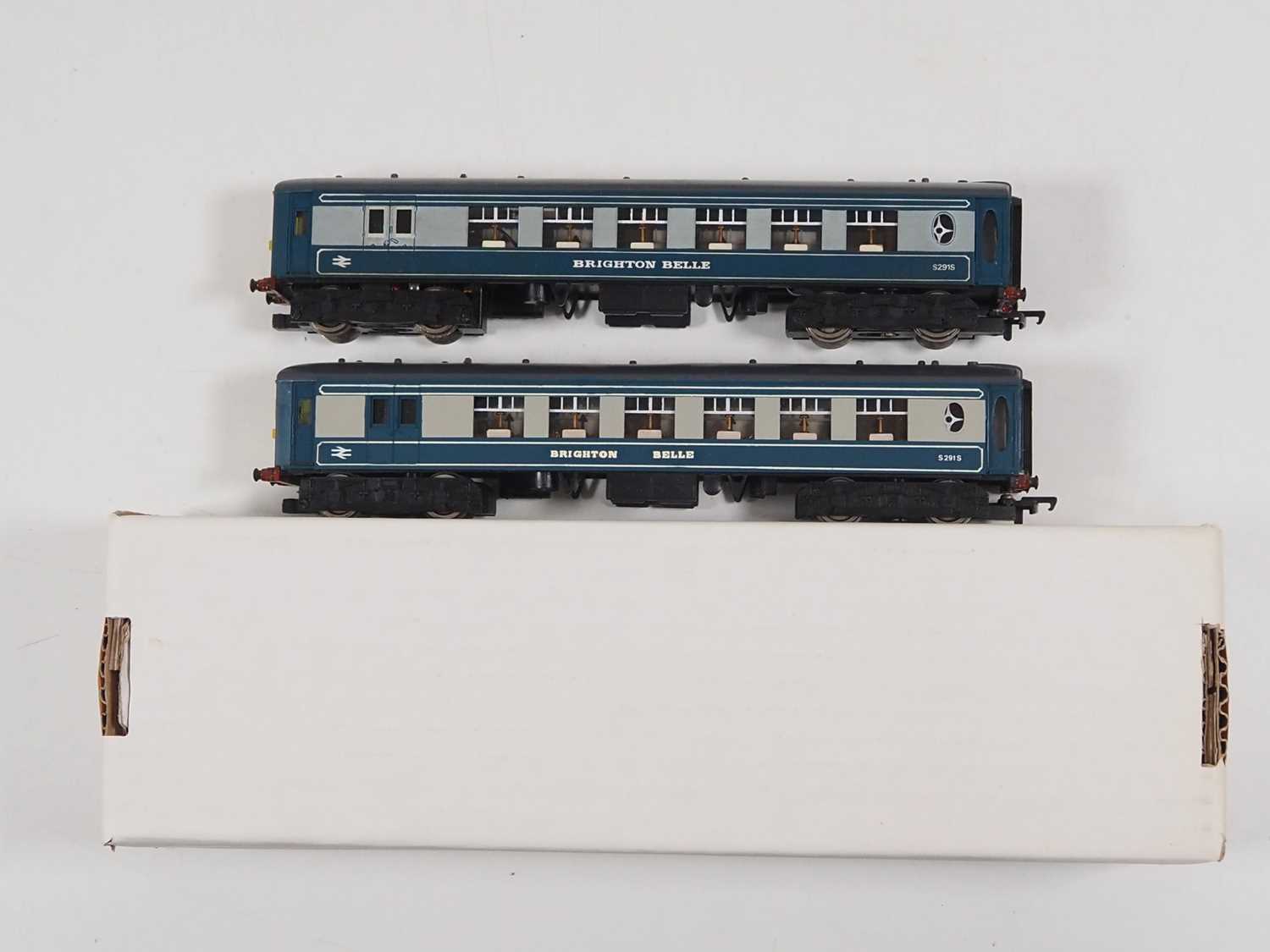 A pair of WRENN OO gauge Brighton Belle 2-car EMU sets, both in blue/grey livery, unboxed - G/VG - Image 2 of 5