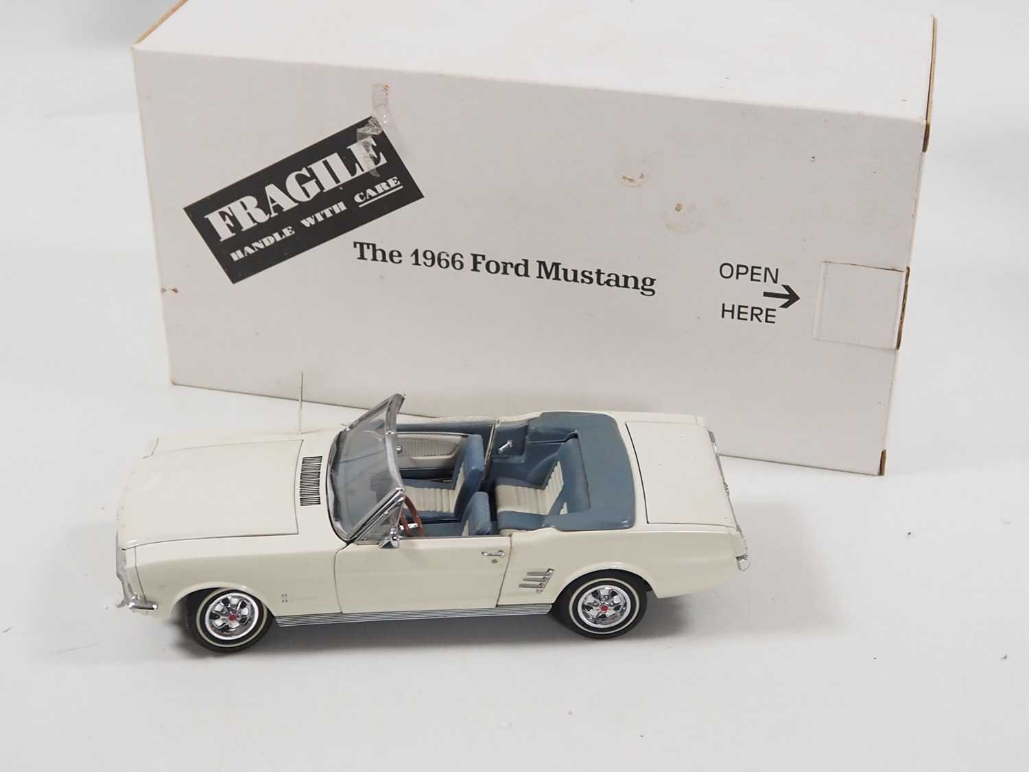 A group of mixed 1:24 scale diecast cars by DANBURY MINT and CREATIVE MASTERS to include a 1966 Ford - Image 4 of 6