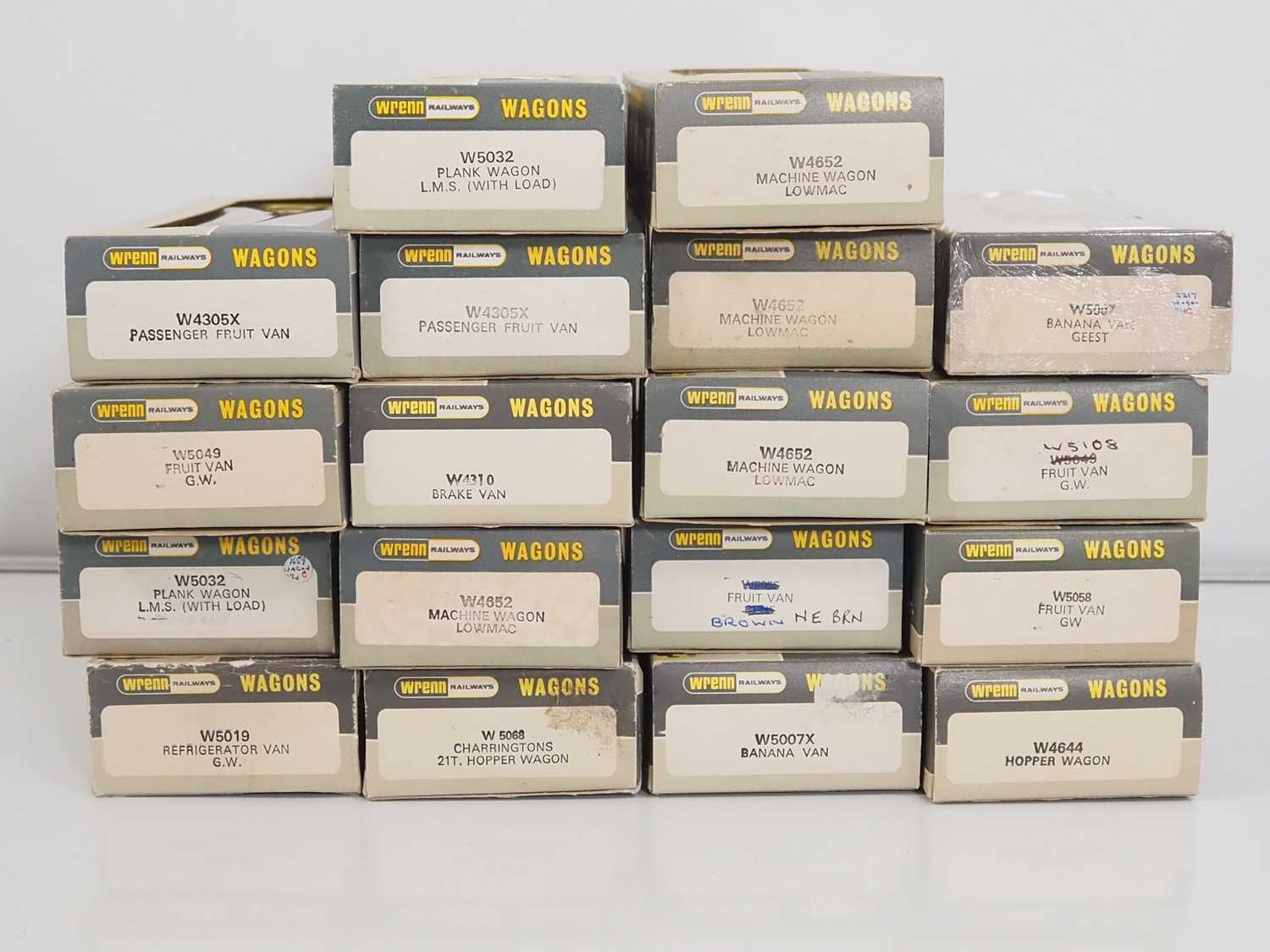 A group of WRENN boxed OO gauge wagons of various types - VG in G/VG boxes (18) - Image 2 of 2