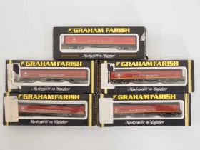 A group of FARISH N gauge Mark 1 Travelling Post Office coaches in Royal Mail livery - VG in G boxes
