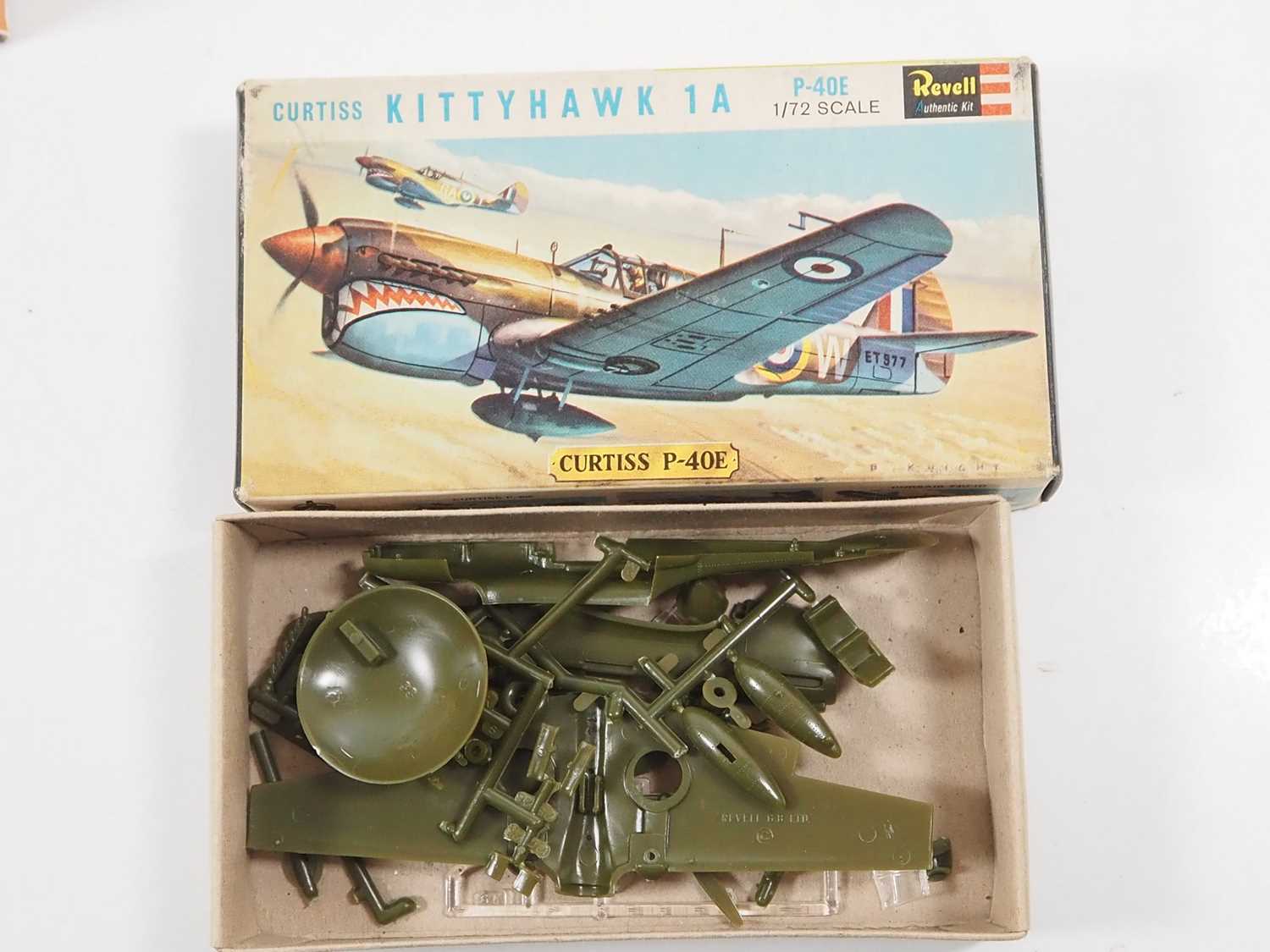 A group of vintage unbuilt aircraft kits by AIRFIX, FROG and others, contents unchecked - G/VG in - Image 2 of 9