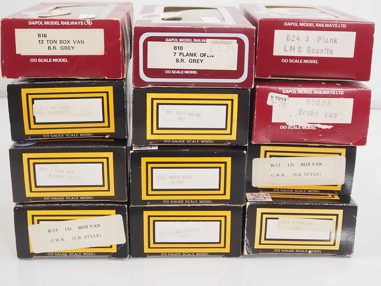 A large group of DAPOL boxed OO gauge wagons of various types - VG in G/VG boxes (42) - Bild 4 aus 5