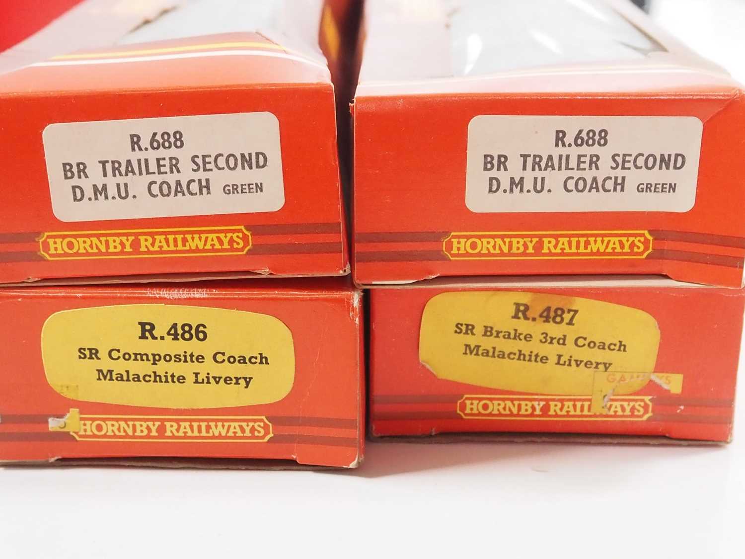 A quantity of OO gauge boxed and unboxed passenger coaches by HORNBY - G/VG in generally G boxes ( - Bild 3 aus 9