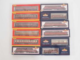 A mixed group of OO gauge coaches by HORNBY and BACHMANN, mostly BR examples - VG in G/VG boxes (