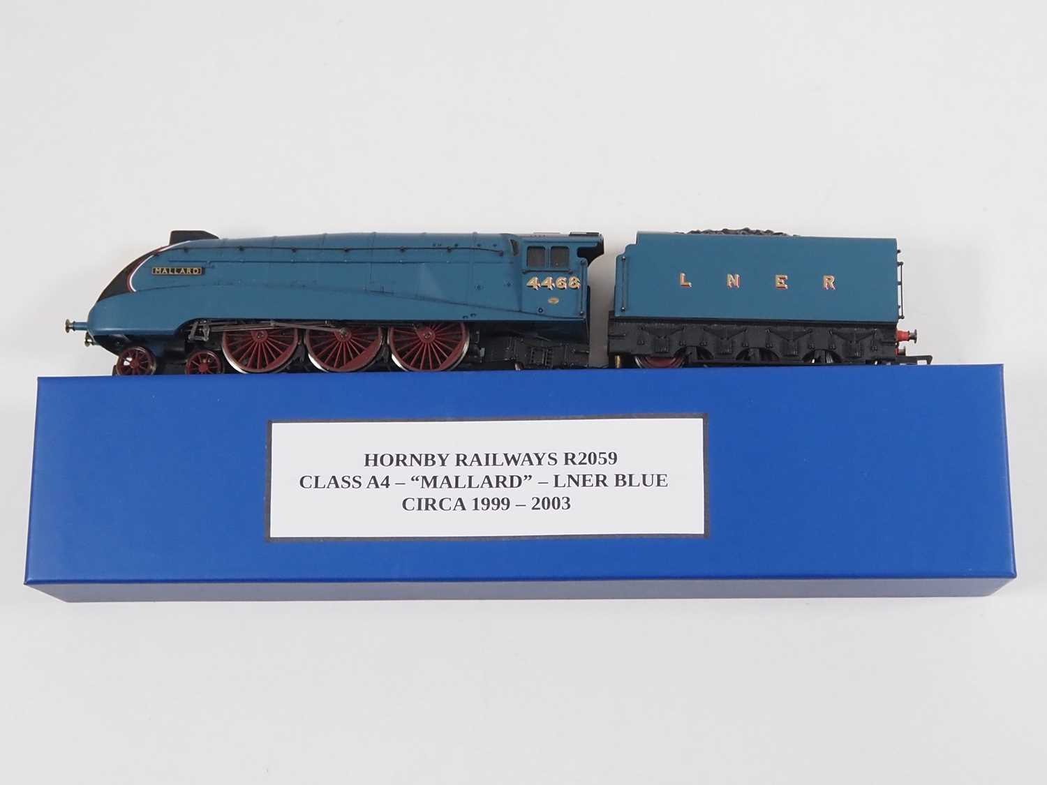 A group of unboxed HORNBY OO gauge steam locomotives comprising classes A1, A3 and A4 in LNER - Bild 2 aus 8