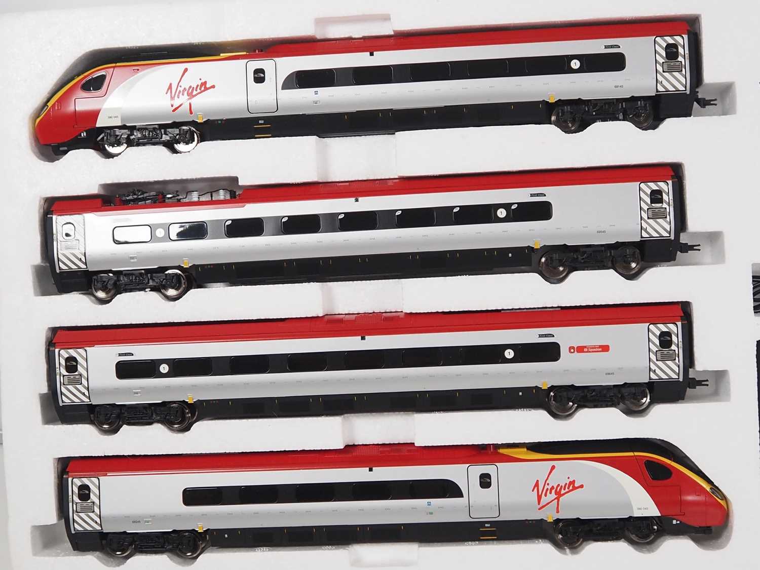 A HORNBY R1134 OO gauge 'Virgin Trains Pendolino' train set comprising a 4-car train and track, - Image 3 of 7
