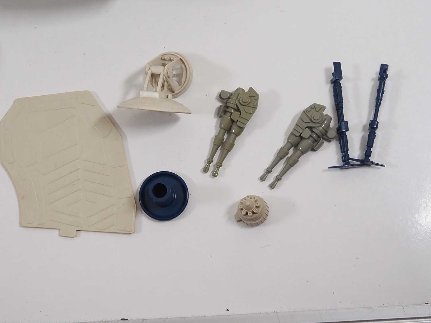 A large group of vintage PALITOY/KENNER Star Wars toys to include a Millennium Falcon, AT-AT and - Image 3 of 12