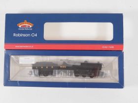 A BACHMANN 31-003 OO gauge Robinson class 04 steam locomotive in LNER black numbered 6190 - VG/E