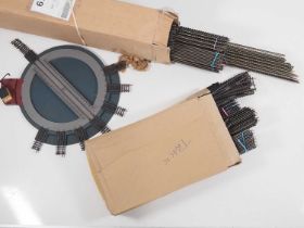 A large quantity of OO gauge track together with a HORNBY turntable - G unboxed (Q)