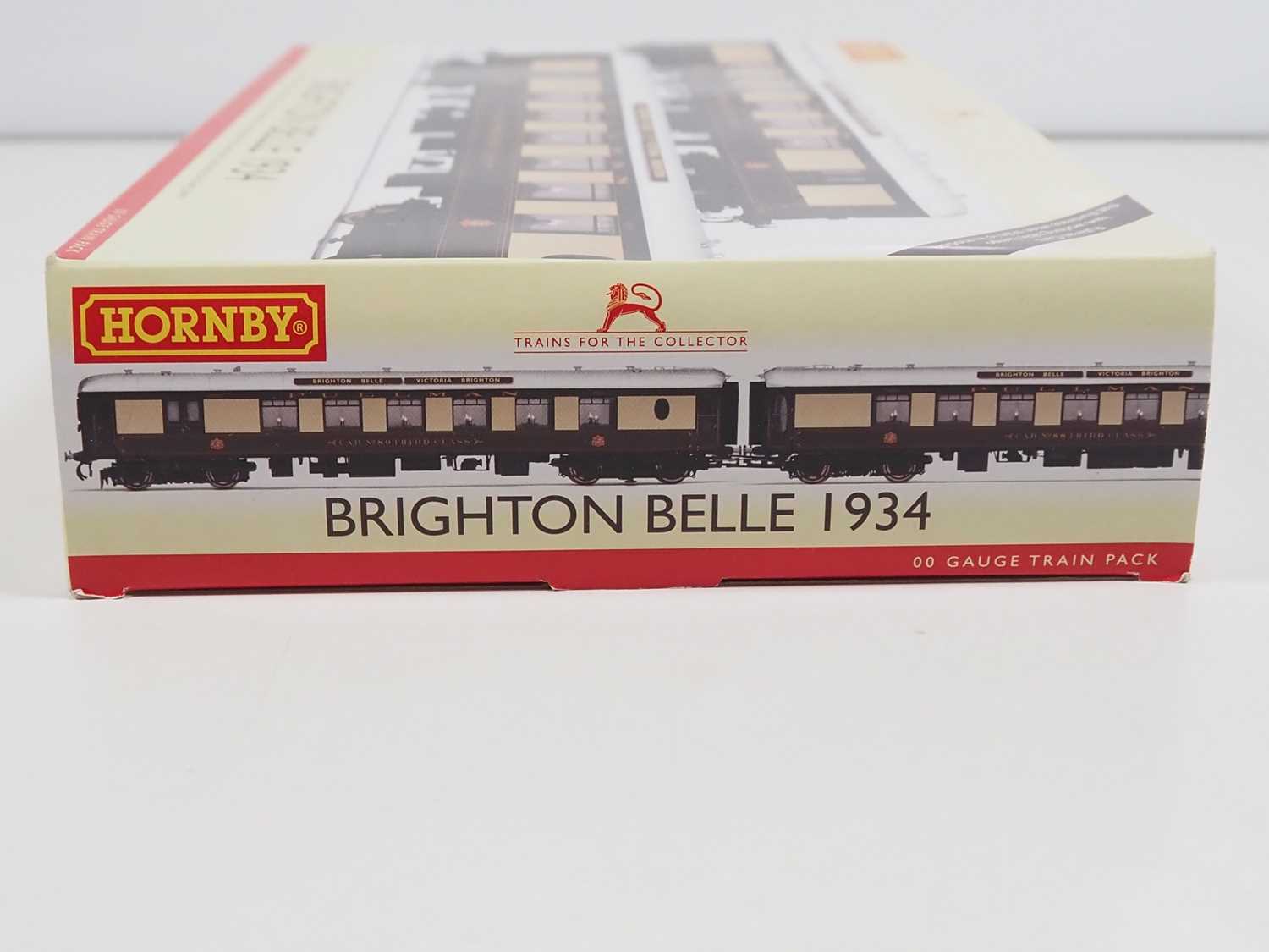A HORNBY R2987 OO gauge Brighton Belle 1934 2-car EMU pack together with R4512/3/4 set of 3 - Image 3 of 6
